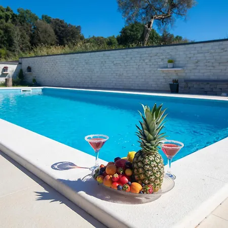 Villa Villa Edis Pula